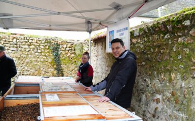 Un nouveau composteur à Saint-Julien-du-Sault